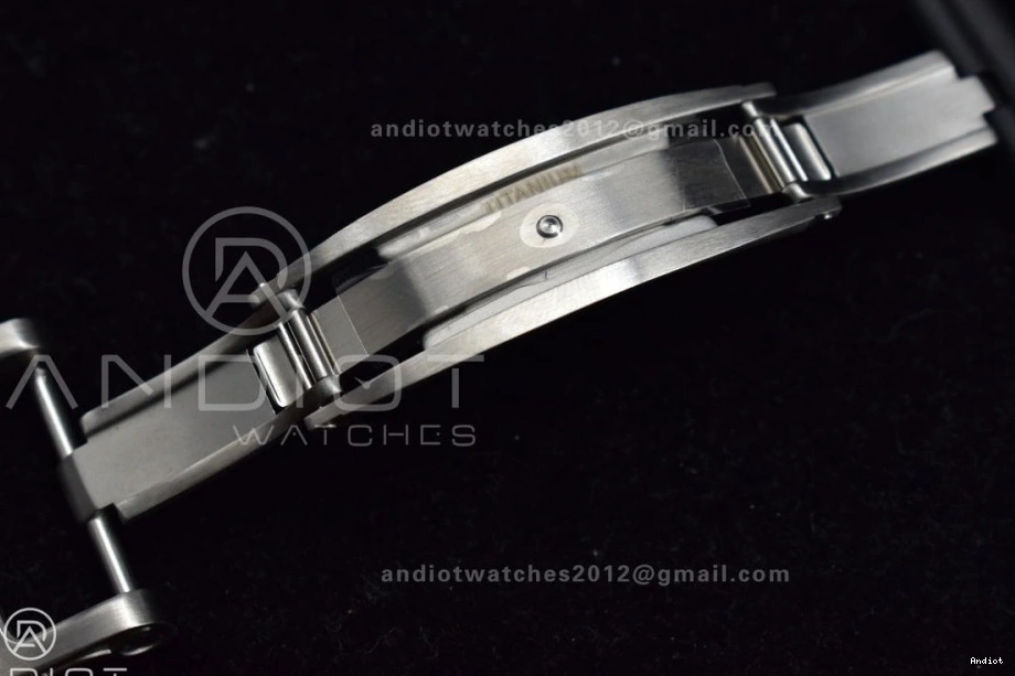 SS A7750 1:1 Crystal KVF Black Dial Black RM011 Chrono on Strap Best V3 Edition Rubber 0121